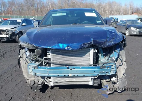 2022 Chevrolet Blazer Awd 3Lt z USA, uszkodzony, nr VIN 3GNKBJRS1NS145083